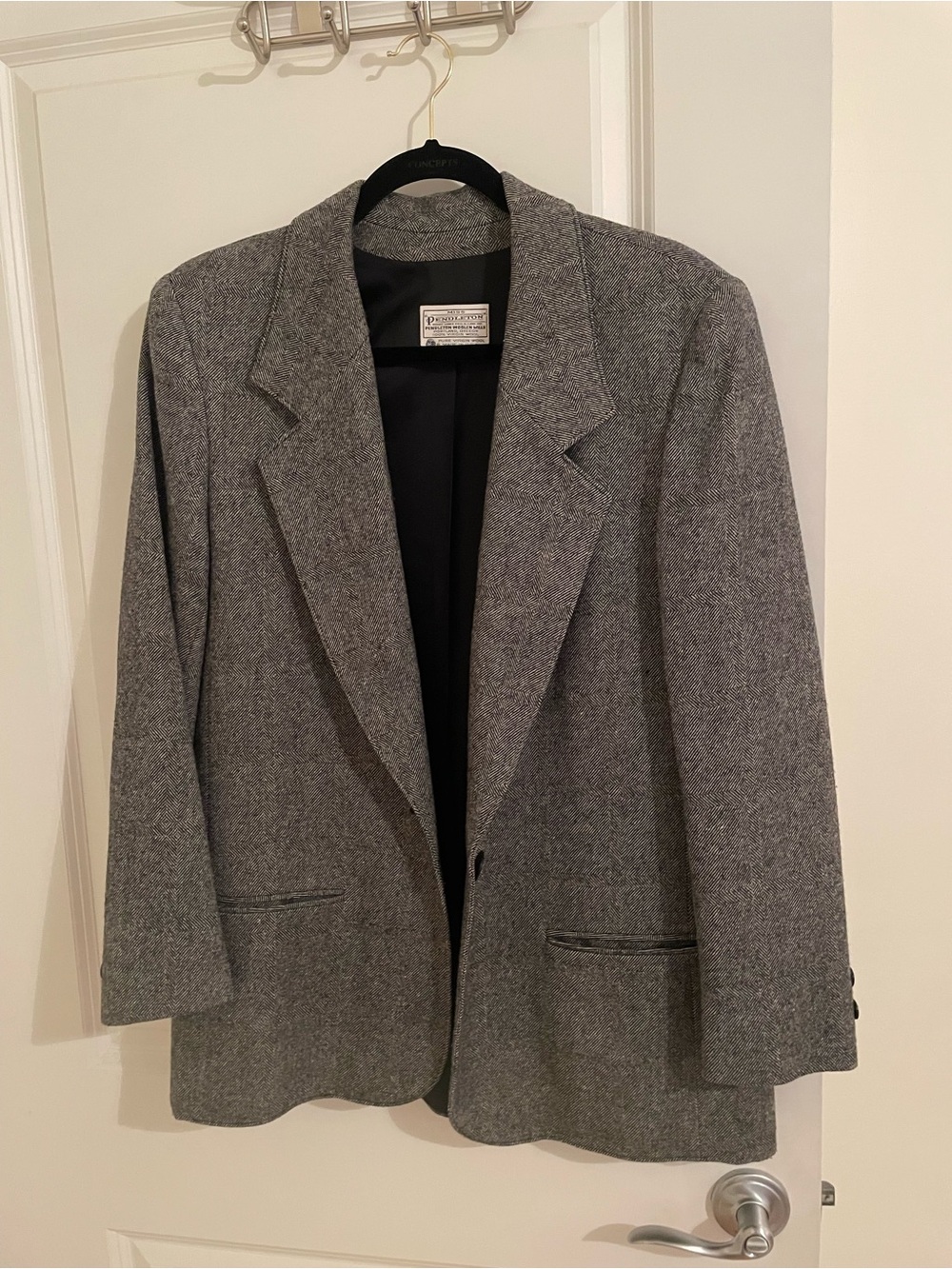 Pendleton Gray Wool Blend Notch Lapel Blazer